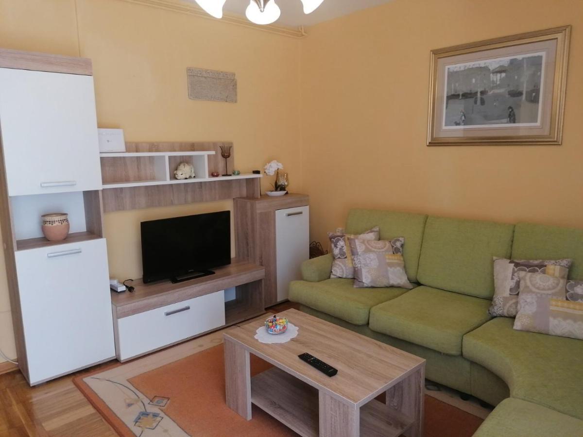 Apartments Cubranic Baška Exteriör bild