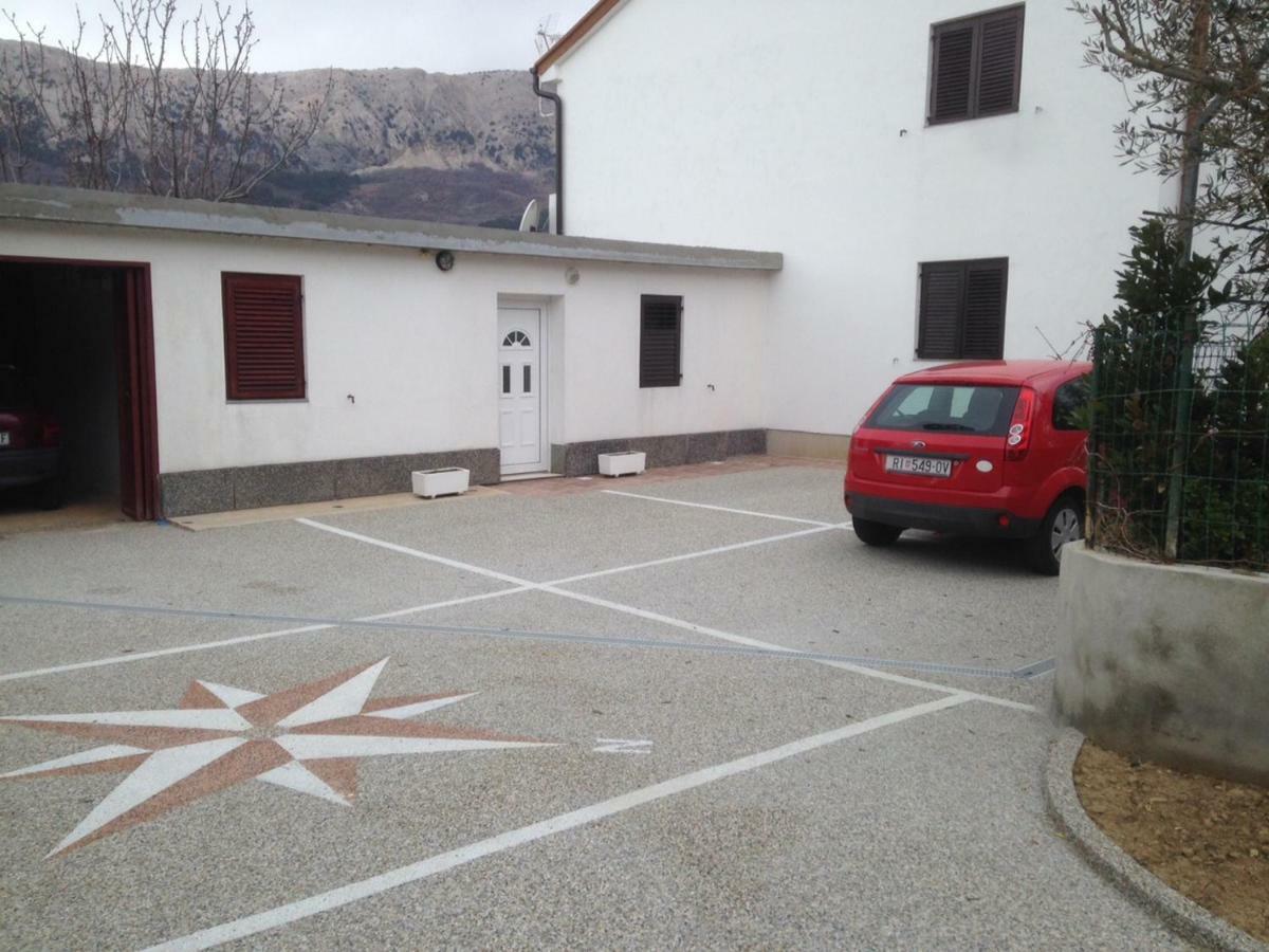 Apartments Cubranic Baška Exteriör bild